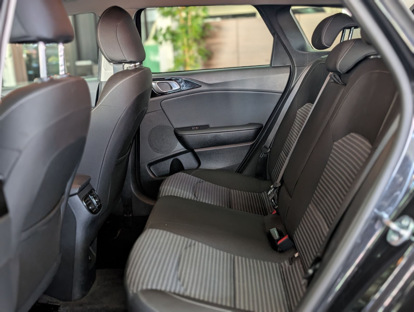 Fahrzeugabbildung Kia cee'd Sportswagon 1.5 Spirit SCC JBL KAM 7J Gar.
