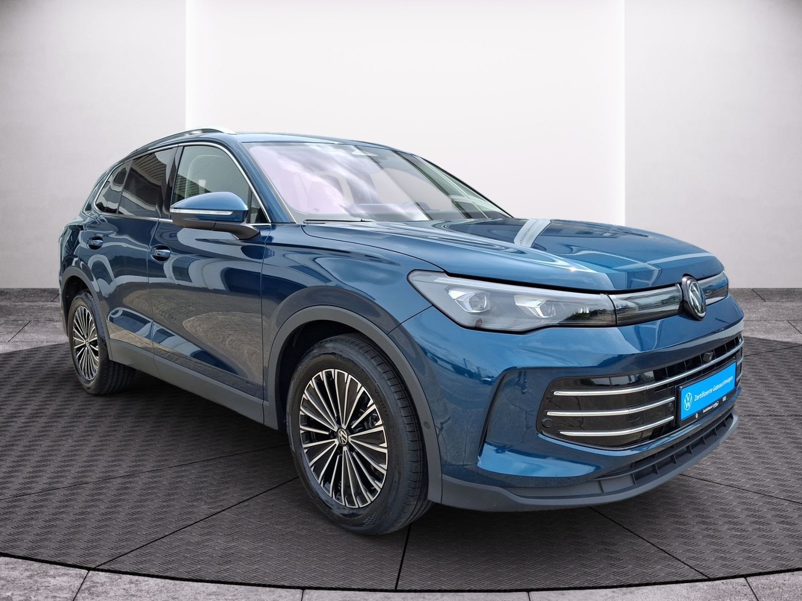 Volkswagen Tiguan Elegance 1,5 eTSI Matrix Standhzg foto 3