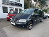 Volkswagen Sharan Highline V6*AUTOMATIK*AHK*TEILLEDER*NAVI - Volkswagen Sharan: V6