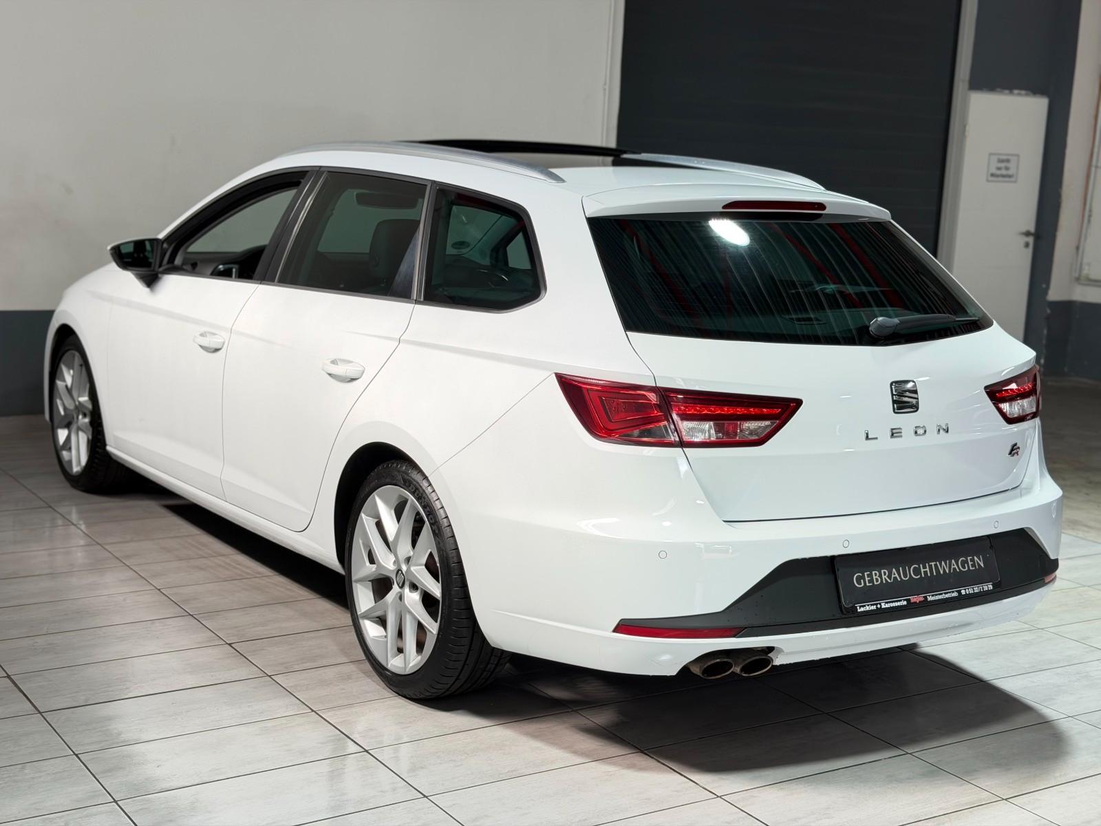 Seat Leon ST FR DSG Panorama PDC Navi