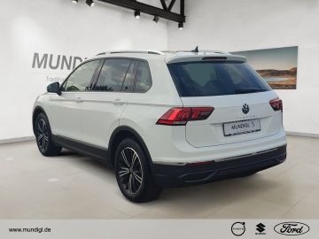 Volkswagen Tiguan - 4