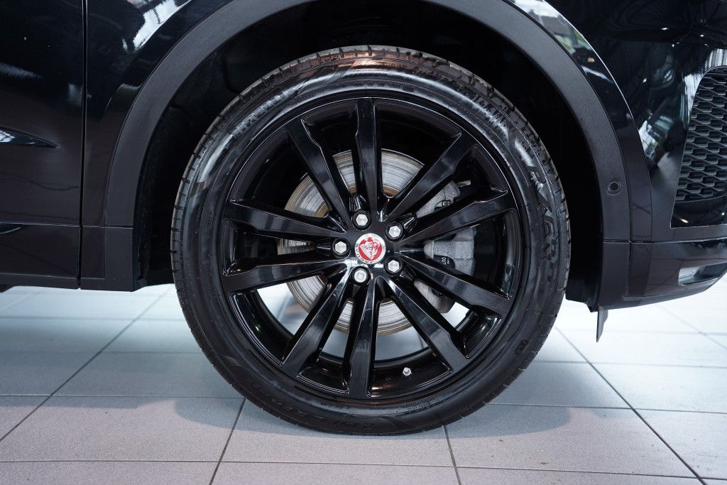 Jaguar E Pace