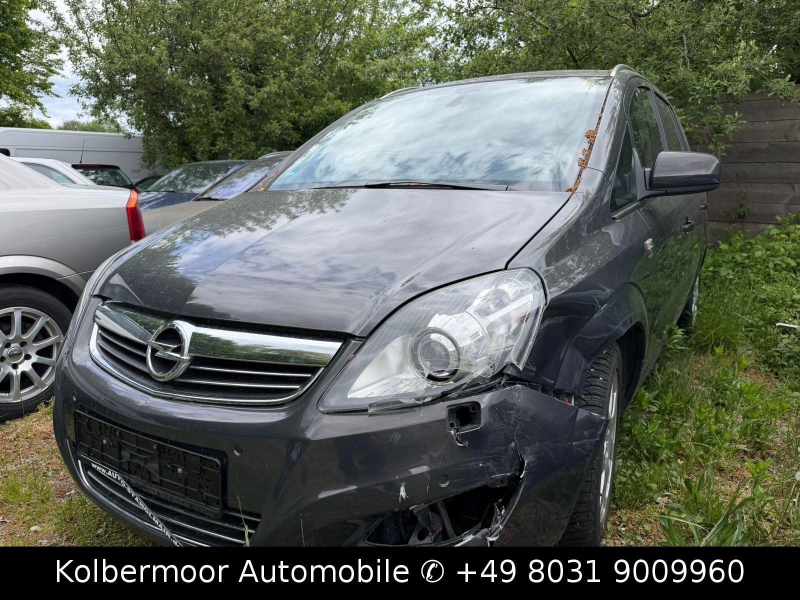 Opel Zafira B Family Plus