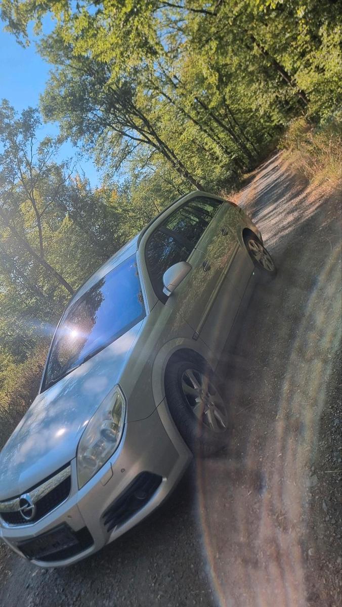 Opel Vectra 2006 — photo 6