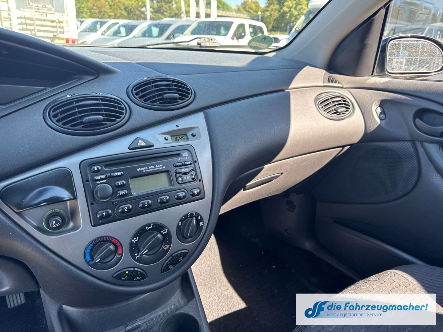 Fahrzeugabbildung Ford Focus Finesse Klima Beheizb. Frontsch. *EXPORT