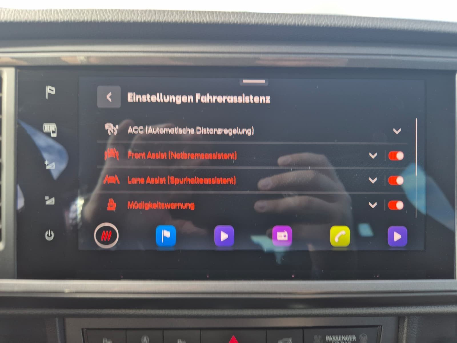 Fahrzeugabbildung CUPRA Ateca 1.5 TSI DSG PANO*DINAMICA*ACC*KAM*AHK*19"