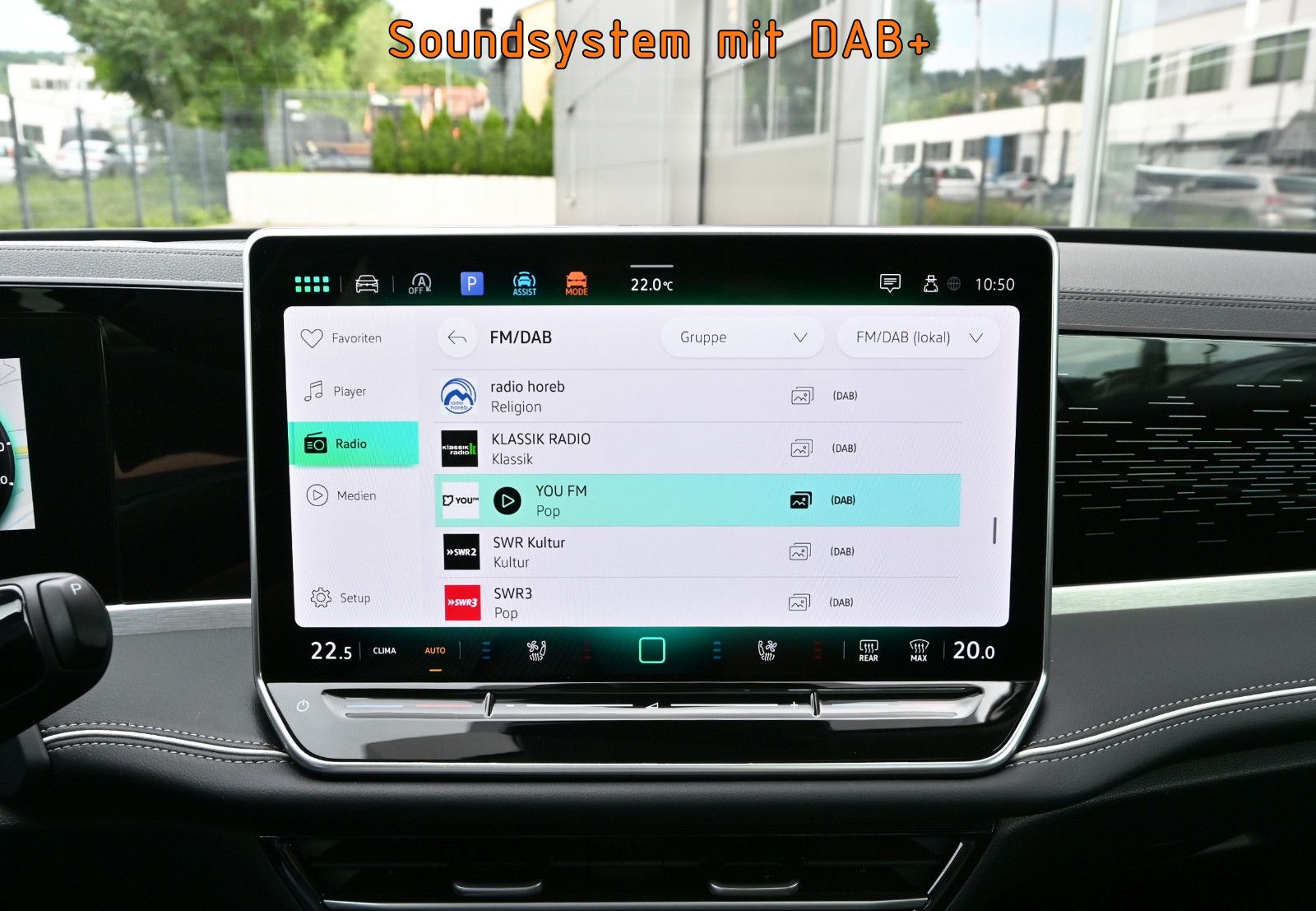 Fahrzeugabbildung Volkswagen Passat Variant 1.5 eTSI OPF DSG Business °AHK°IQ