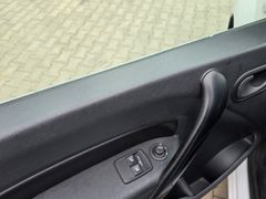 Fahrzeugabbildung Kangoo Z.E. 33