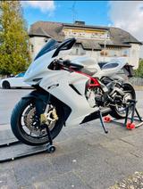 MV Agusta F3 675 - MV AGUSTA F3 675
