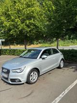 Audi A1 1.6 TDI 8 Fach bereift, Xenon, Sit... - Audi A1 8X mit Diesel-Antrieb