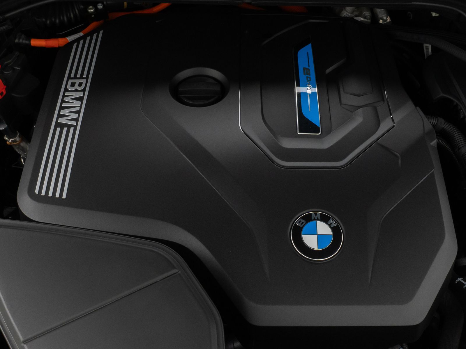 Fahrzeugabbildung BMW X3 xD30e Panorama HUD DAB HiFi Komfort Sport 20"