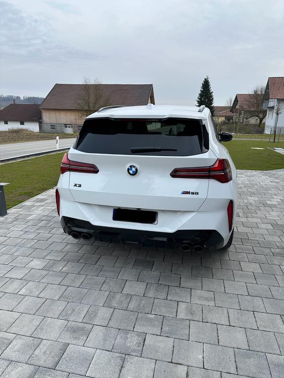 BMW X3 M50