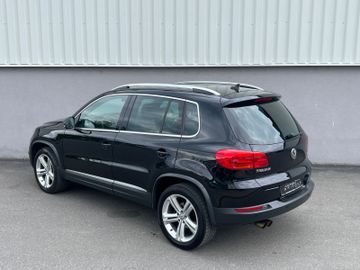 Volkswagen Tiguan - 8