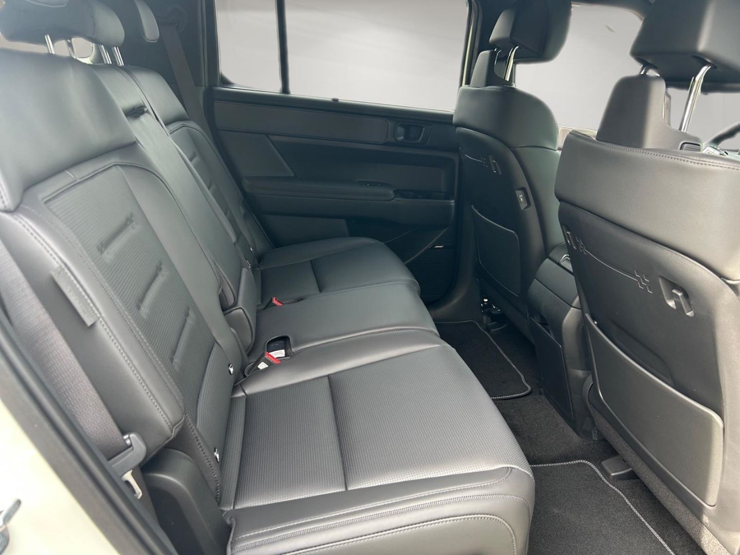 Hyundai SANTA FE - Bild 14