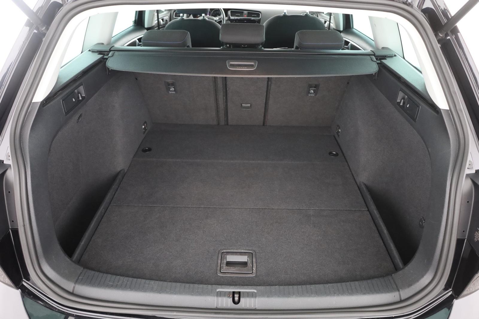Volkswagen Golf VII Variant 1.0 TSI Join Navi Sitzheizung