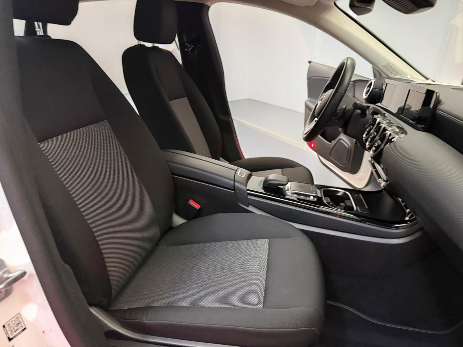 Mercedes-Benz CLA 180d Shooting Brake AHK*ACC*WIDE*CARPLAY, миниатюра 20