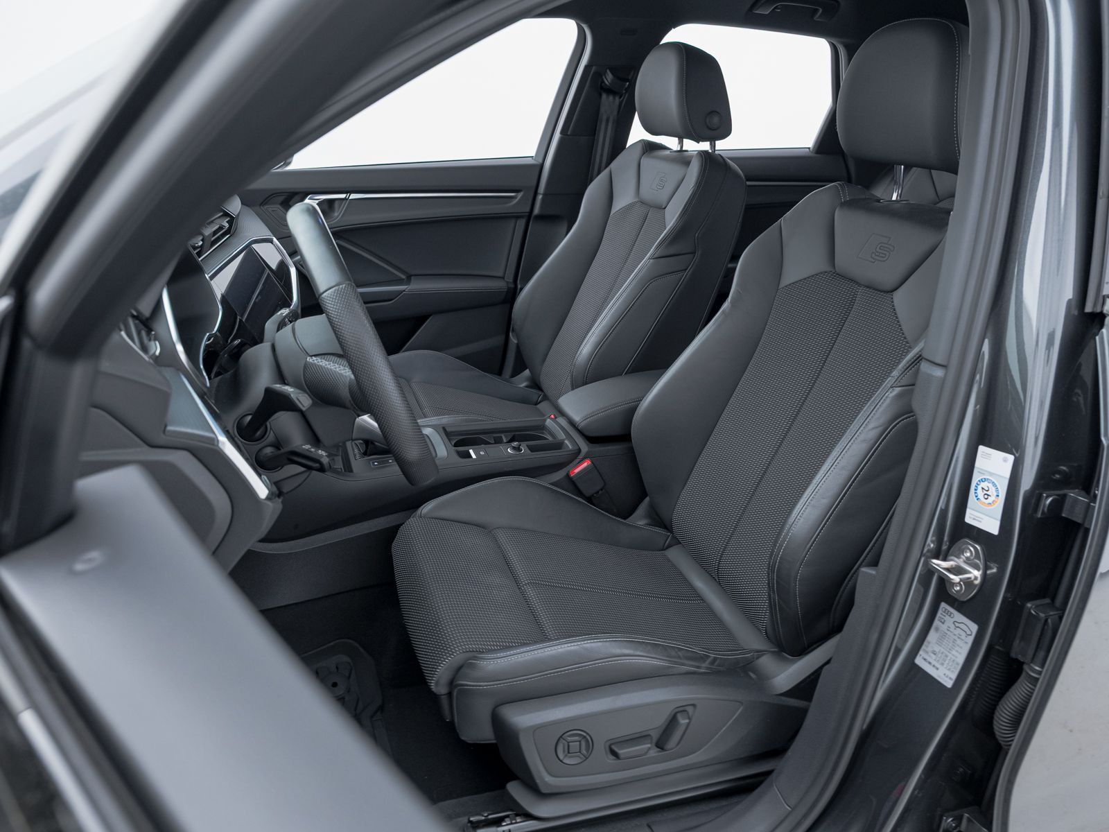 Audi Q3 - Bild 12