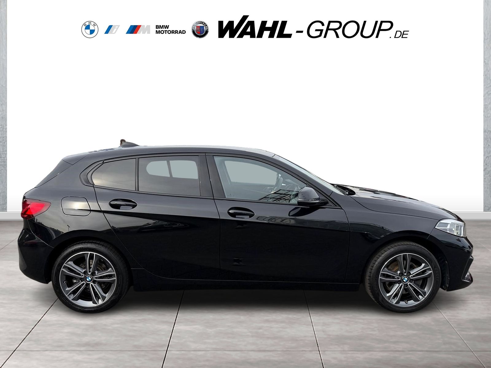 BMW 118d SPORT LINE AUT LC PROF LED GRA PDC LORDOSE foto 4
