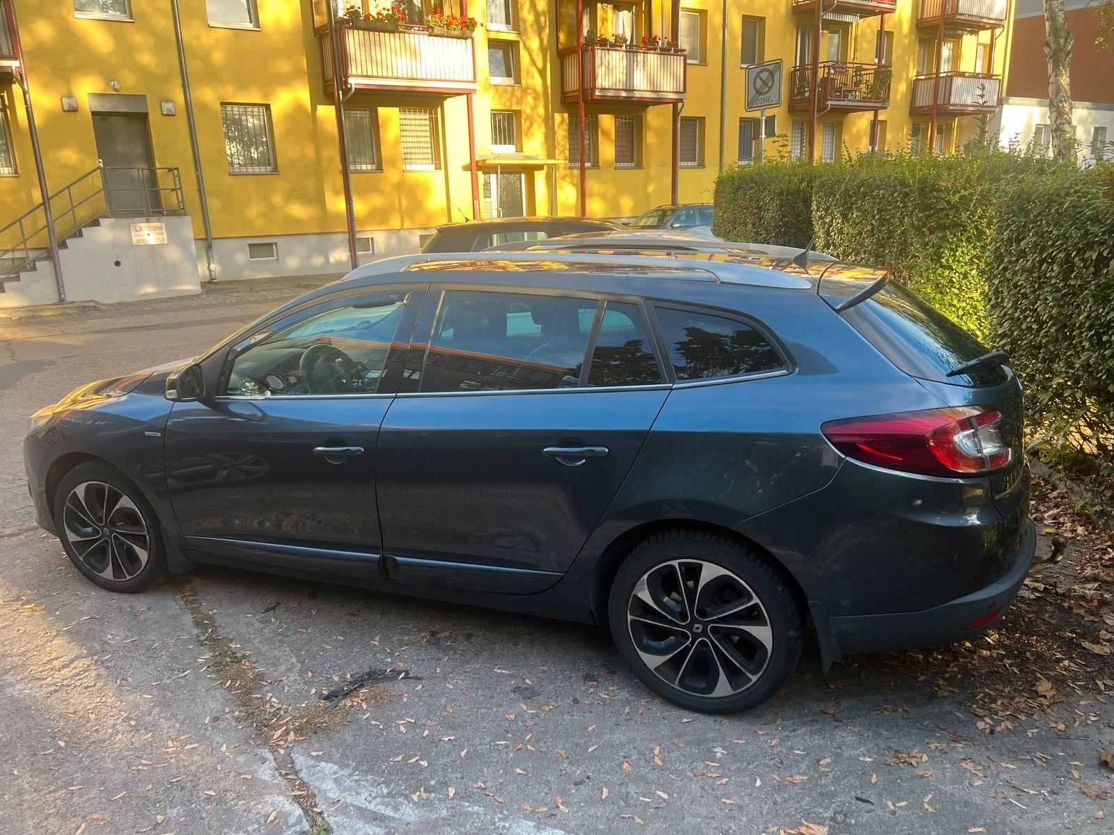 Renault Megane 2015 — photo 10