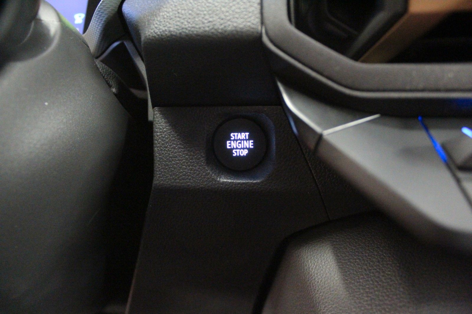 Fahrzeugabbildung Dacia Duster hybrid-G 150 4x4 Extreme  MY26