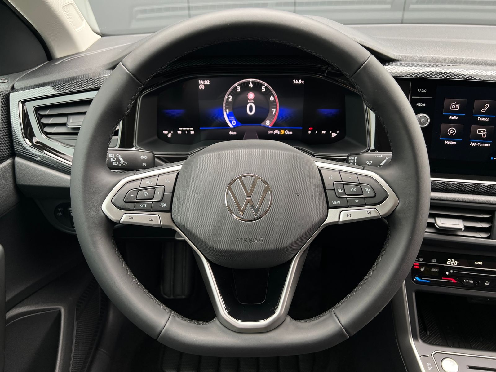 Fahrzeugabbildung Volkswagen Taigo Life 1.0 TSI *IQ.Light, ACC, Ready2Discove