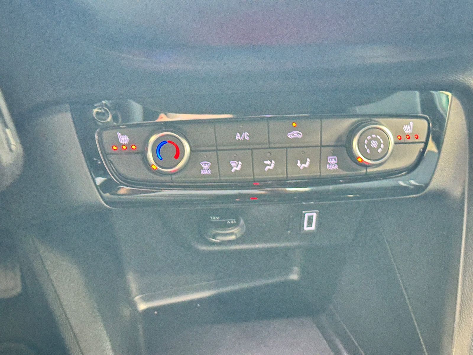 Fahrzeugabbildung Opel Corsa F YES*Carplay*Allwetter*SHZ*LHZ*PDC*LED
