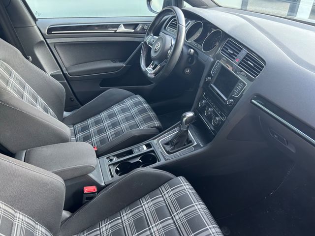 Fahrzeugabbildung Volkswagen Golf 2.0 TDI Variant GTD DSG+Navi+Standheizung+