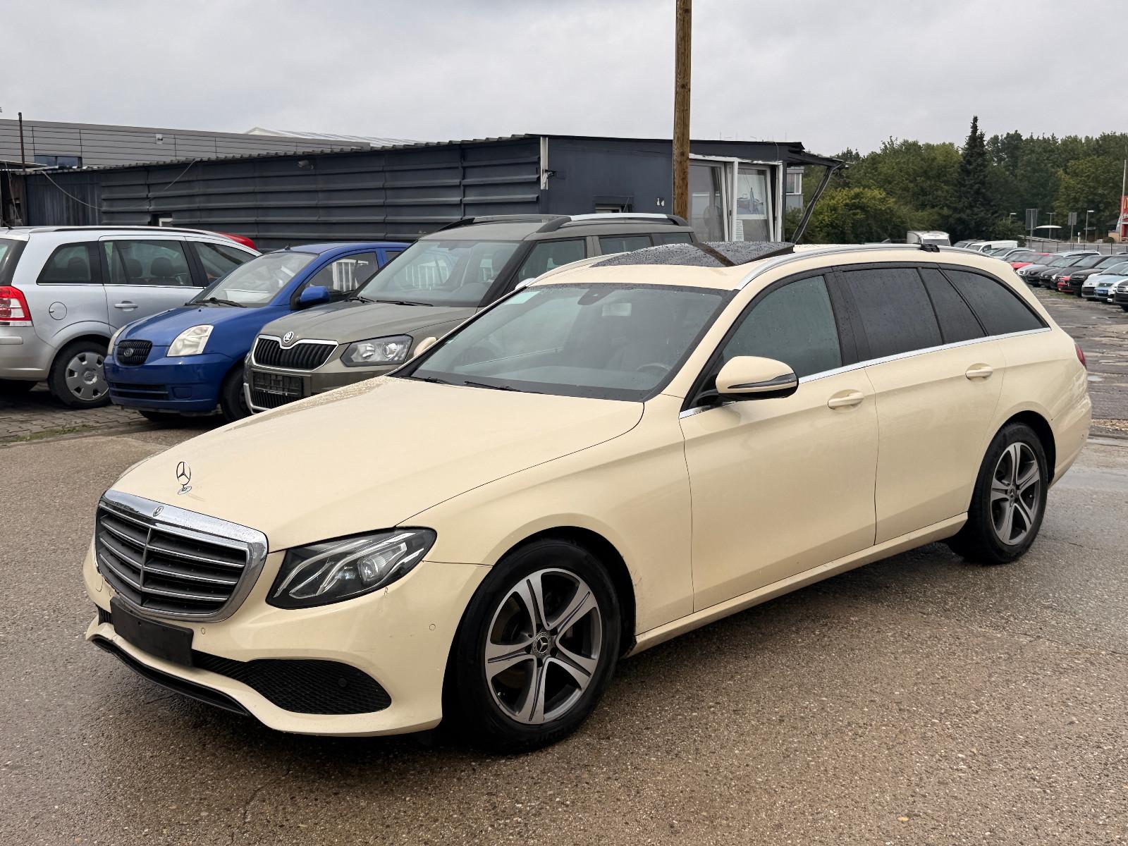 Mercedes-Benz E 220 E T-Modell    Vollfahrbereit