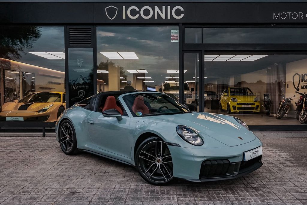 Image of Porsche 992