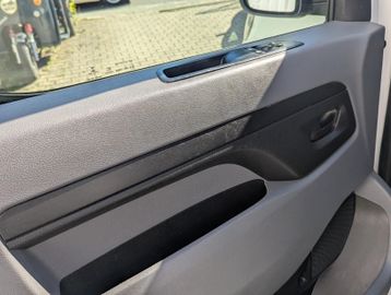 Opel Vivaro - 9