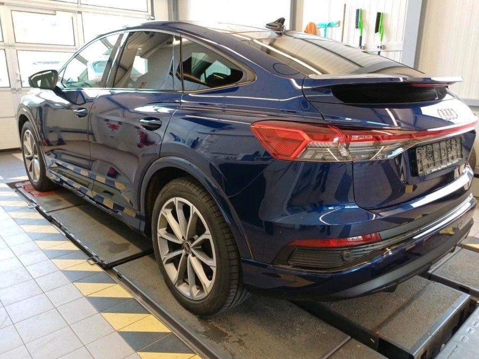 Audi Q4 e-tron Sportback 40 S-Line 20Zoll LEDER AHK foto 3
