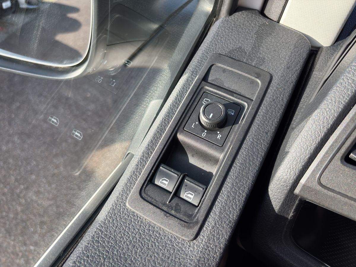 T6 Transporter Kasten 2.0 TDI DSG ACC RFK NAV LE