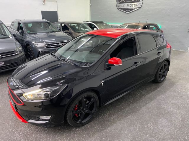 Ford Focus 1.5 EcoBoost Sport  **ST-Line**