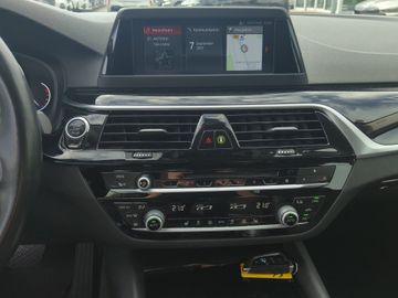 BMW 520 - 10