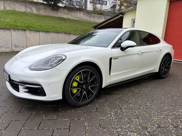 Porsche Panamera 4 E-Hybrid Kamera Panorama LED Facelift