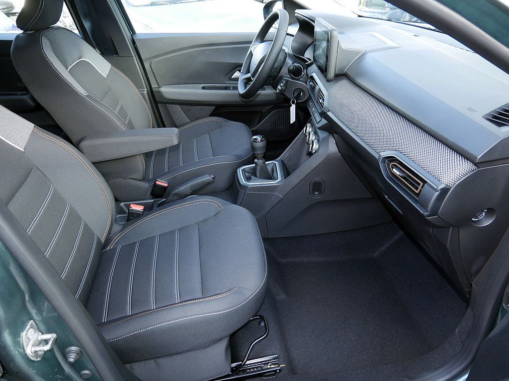 Fahrzeugabbildung Dacia Sandero Stepway Expression TCe 90