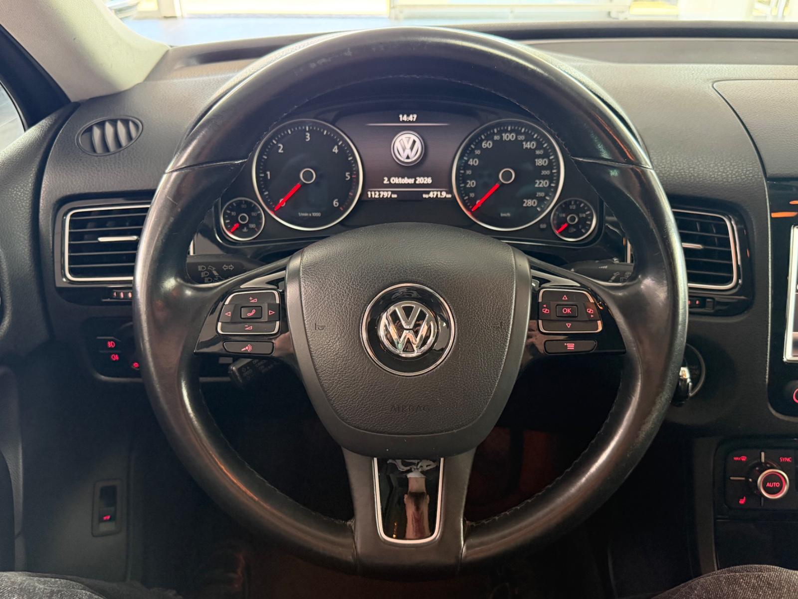 VOLKSWAGEN TOUAREG V6 TDI 3.0 204ch 4MOTION - CUIR - GPS RNS 850 - XÉNON - SIÈGES CHAUFFANTS - ATTELAGE 3,5T
