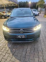 Volkswagen Tiguan RLINE - Volkswagen Tiguan: Rline