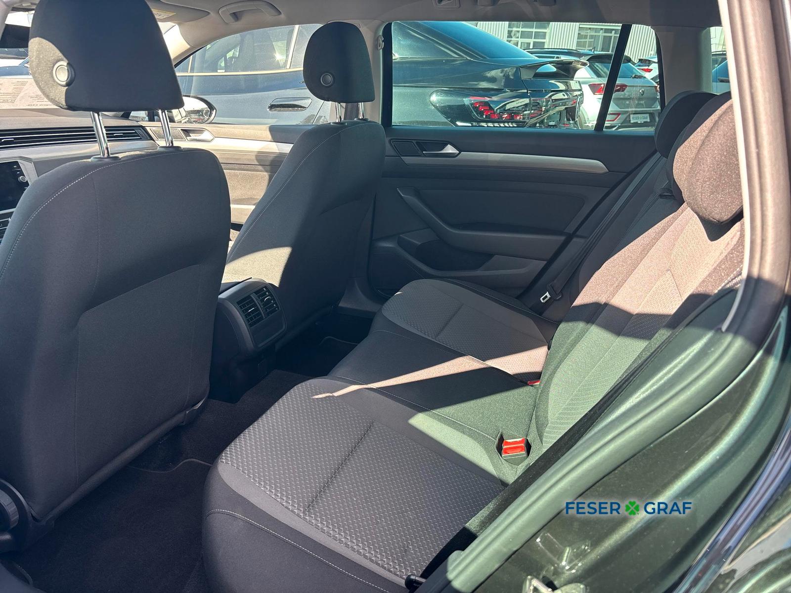 Volkswagen Passat 2.0 TDI AHK Navi APP SHZ ACC PDC, миниатюра 7