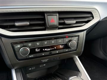 Seat Arona FR-Line DSG|LED|Kamera|DAB|Navi|FullLink