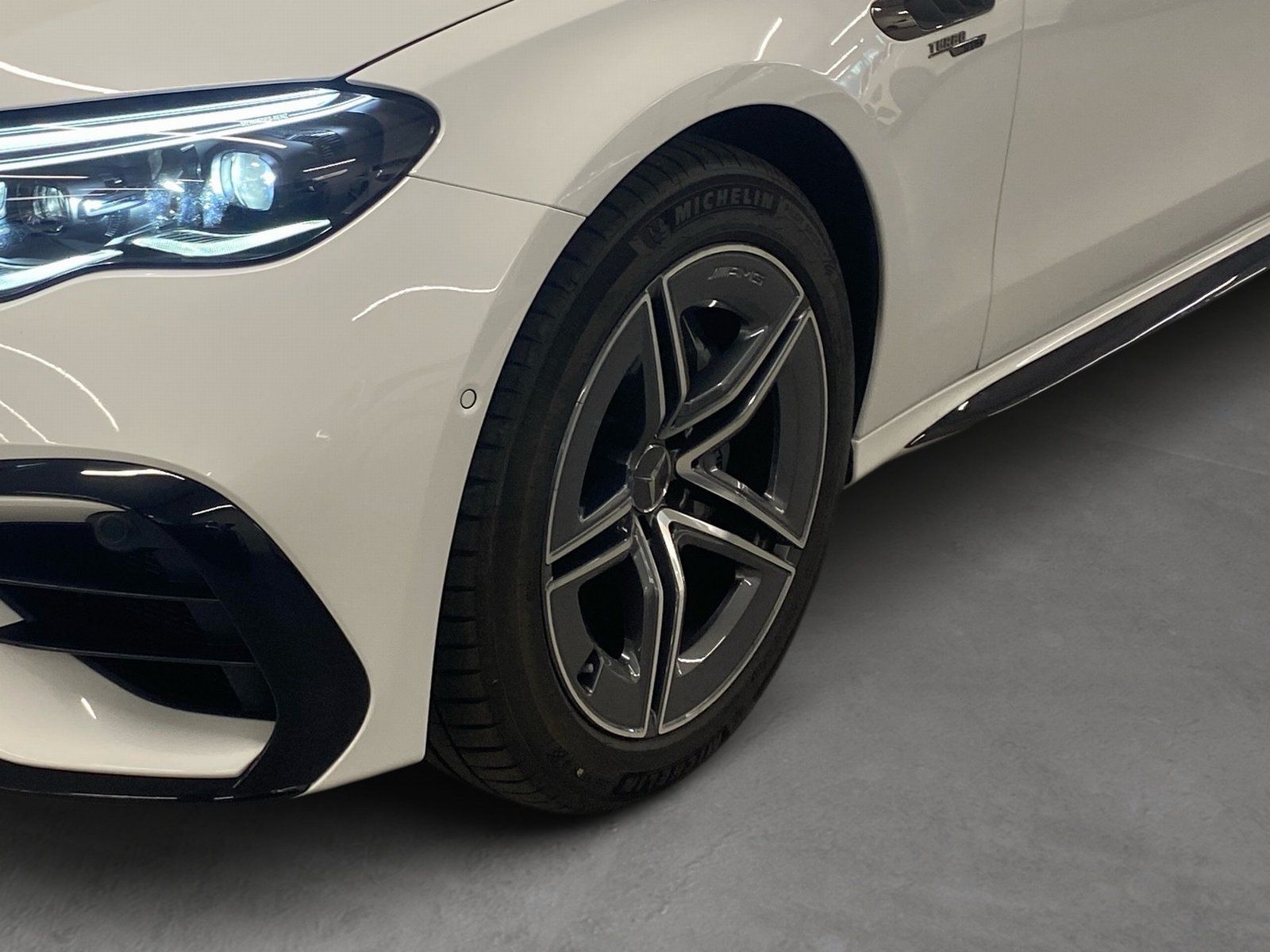 Fahrzeugabbildung Mercedes-Benz E 53 T AMG 4M+*Super*Burme*AHK*Distro*360*Night*