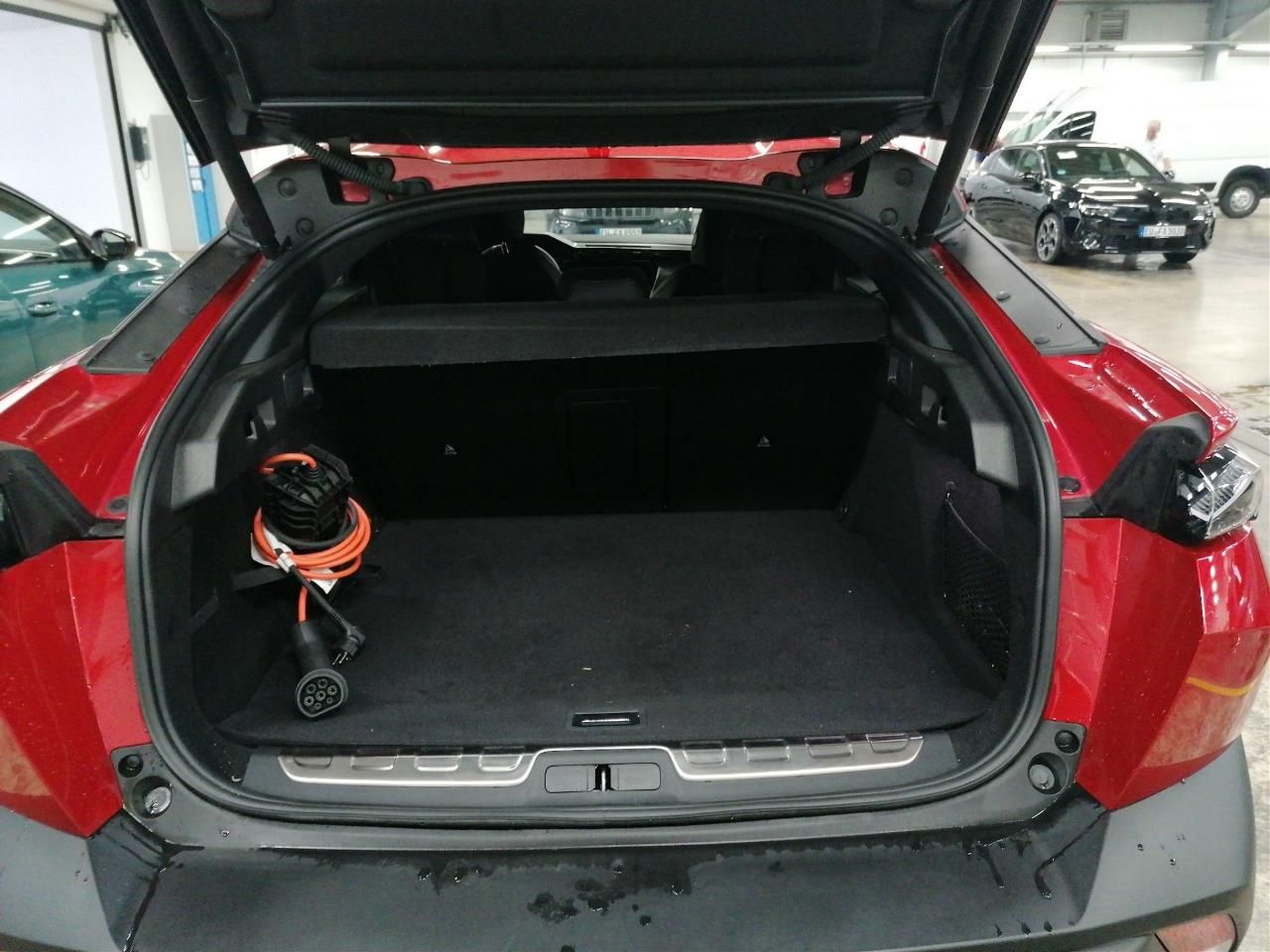 Fahrzeugabbildung Peugeot 408 GT Plugin Hybrid 180 e-EAT8