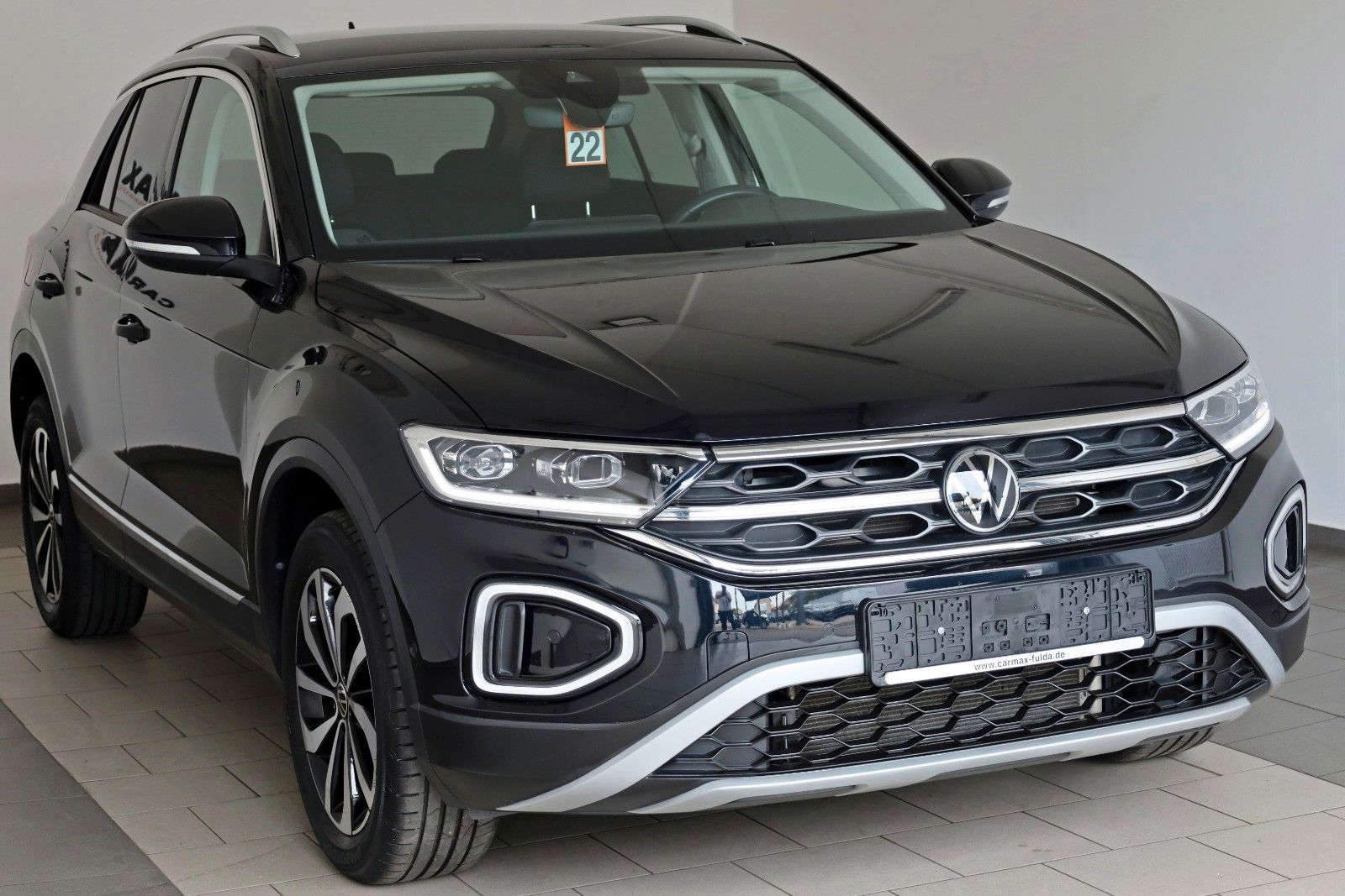 Fahrzeugabbildung Volkswagen T-Roc Style T.Leder,Navi,LED,ACC,SH,PDC,SR+WR