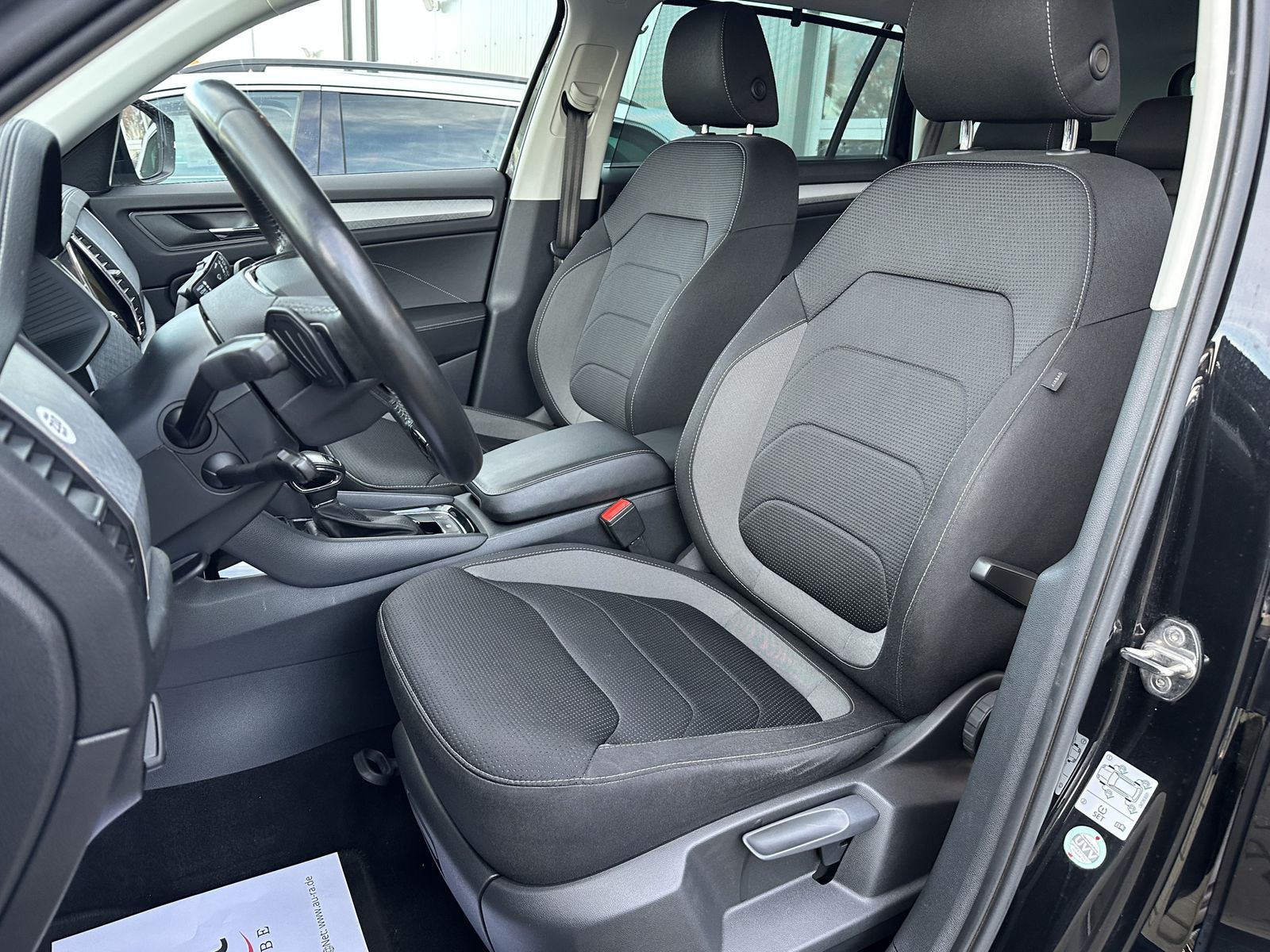 Fahrzeugabbildung SKODA Kodiaq 2.0 TDI DSG Clever NAV+LED+360°+VCOCK+AHK