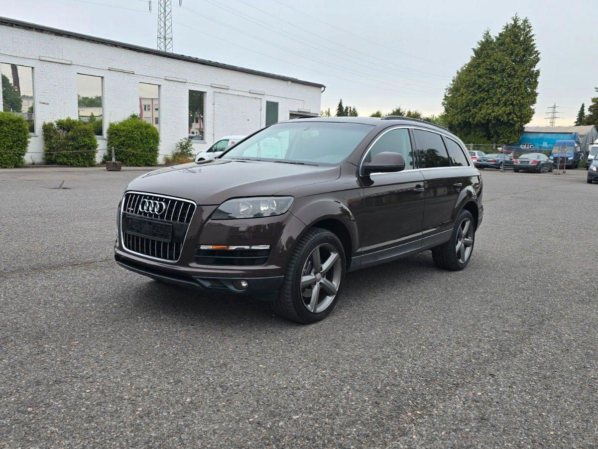 Audi Q7 3.0 TDI clean diesel quattro