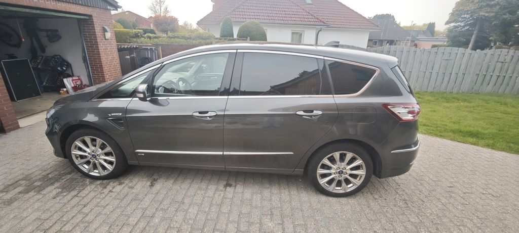 Image of Ford S-Max