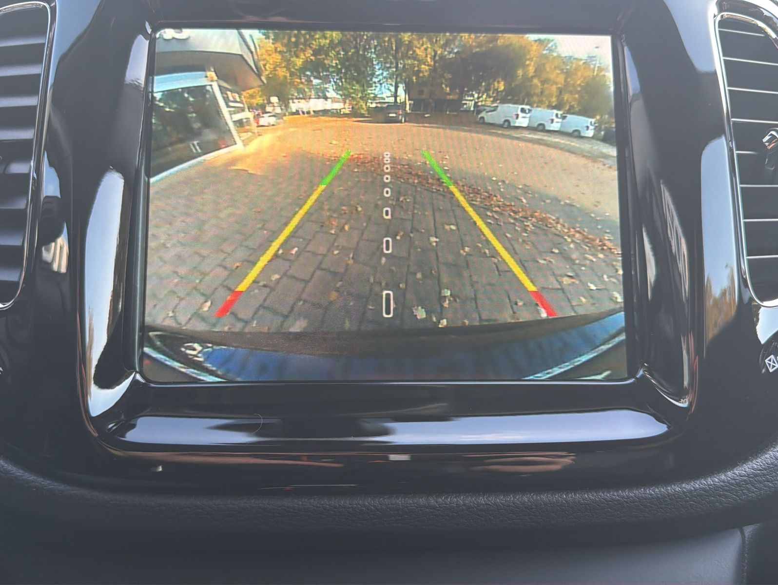 Fahrzeugabbildung Jeep Compass 1.4 MULTIAIR LIMITED 4x4 170PS