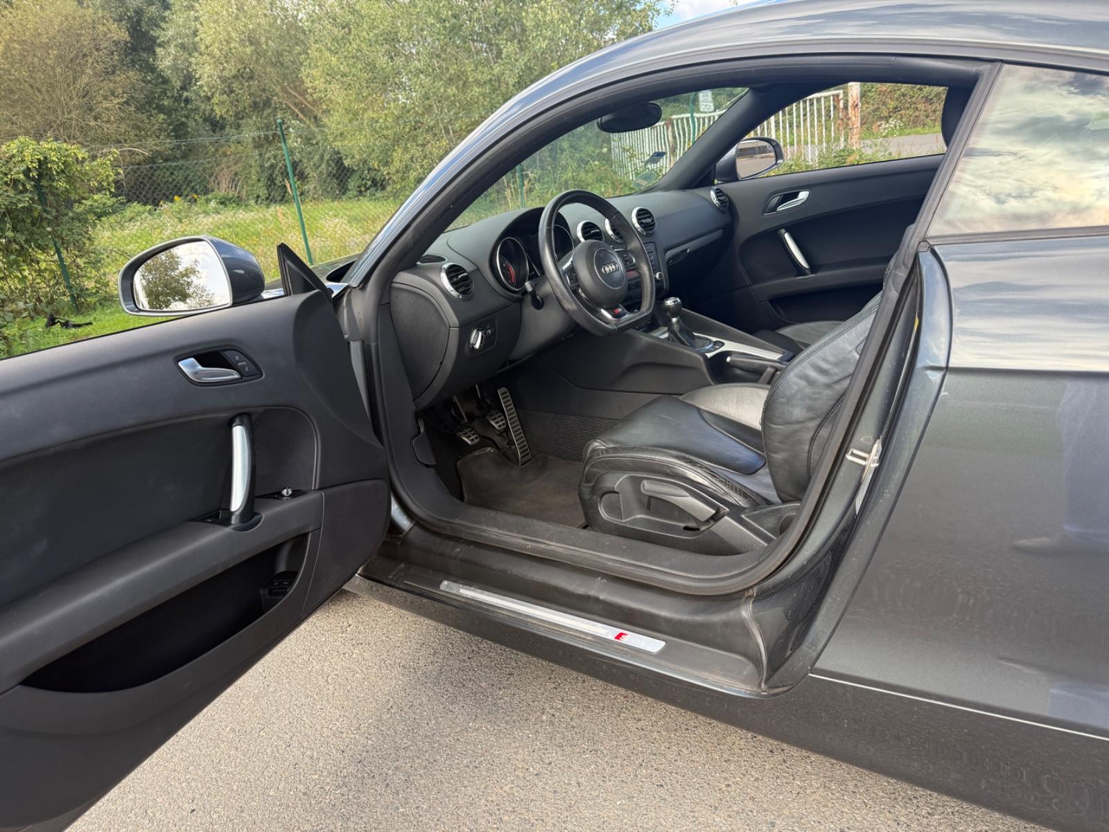Audi TT Coupe 2.0 TFSI  1. Hand S Line Handschalter