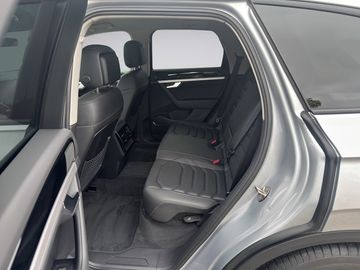 Volkswagen Touareg - 10