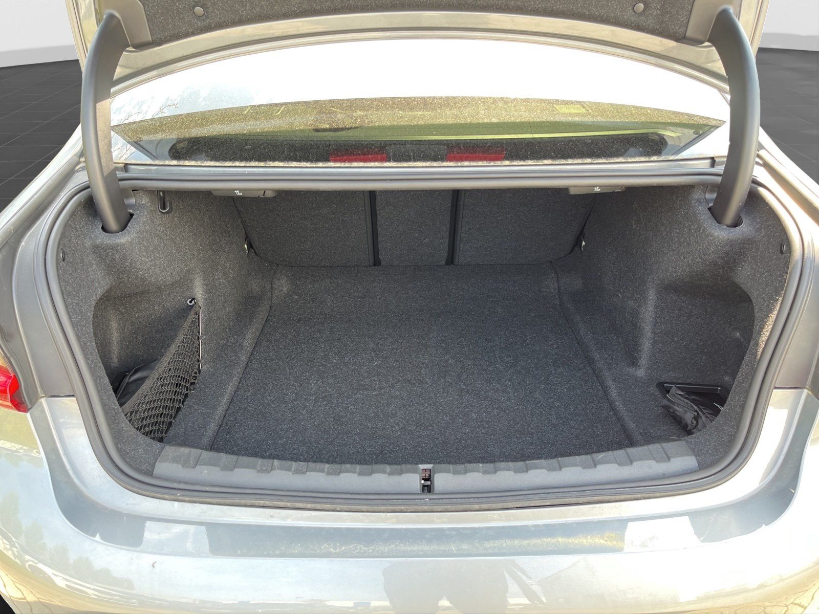 BMW 320 - Bild 14